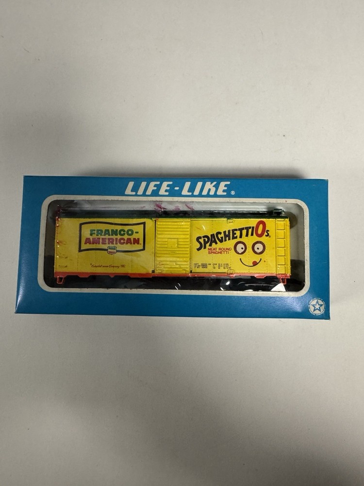 Vintage LIFE-LIKE Model Train SPAGHETTI O's 40' Box Car #8429 ~ HO SCALE NICE
