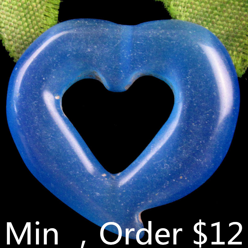 B63884 Blue Cat Eye Gem Heart Pendant Bead 25x23x4mm