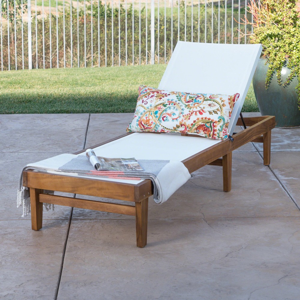 Summerland White Mesh Chaise Lounge for Stylish Outdoor Relaxation