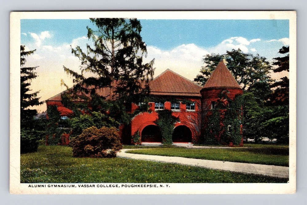 Poughkeepsie NY-New York, Vassar College Alumni Gymnasium, Vintage Postcard