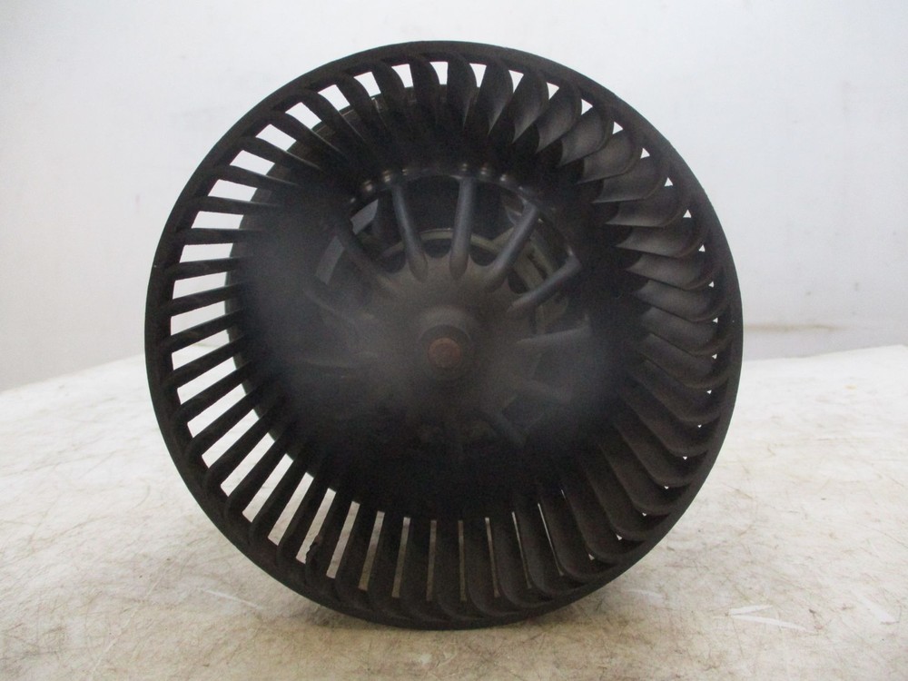 Renault Clio III heating fan 7701062226