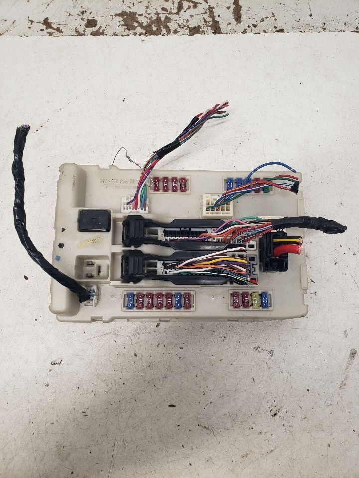 2008-2009 INFINITI EX35 Engine ECM Power Supply Passenger Right RH Hand Cowl OEM
