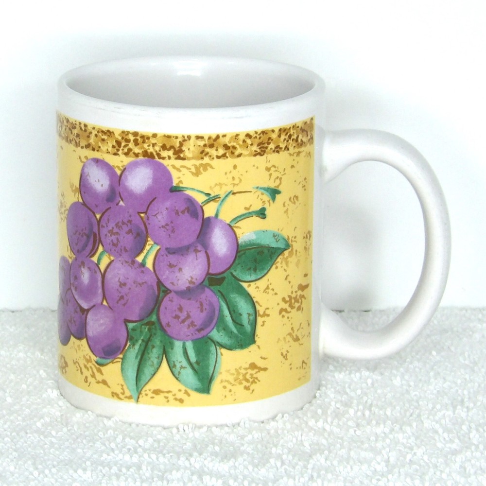Gibson Everyday Hand Painted - Grapes Fruit 12oz Coffee Mug Cup
