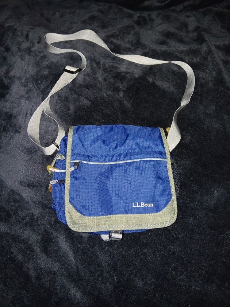 LL Bean Mountain Classic Crossbody Bag Blue Nylon, Multi-Pocket, Light Weight