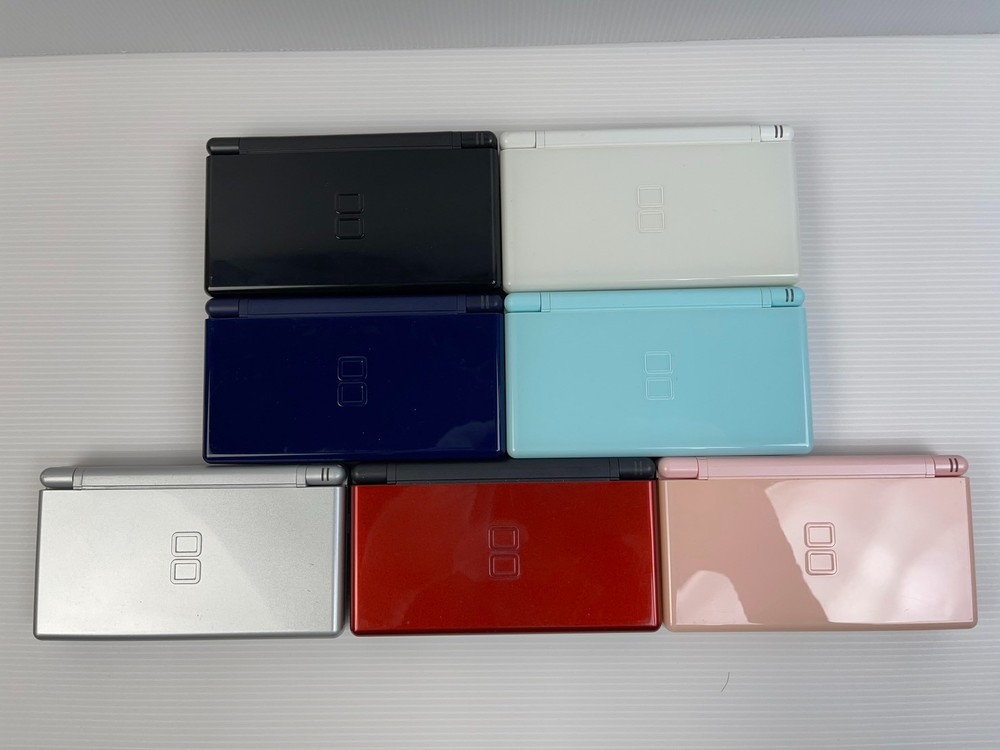 Nintendo DS Lite Console Bundle RegionFree Ship USA Black White Pink Blue RedDS Lite Console and USBACadaptor and Stylas