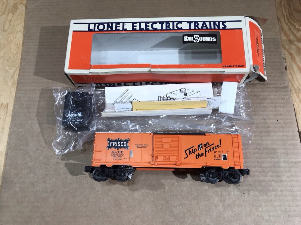 Made In The Usa - Lionel Frisco Boxcar With Diesel Railsounds #6-19229