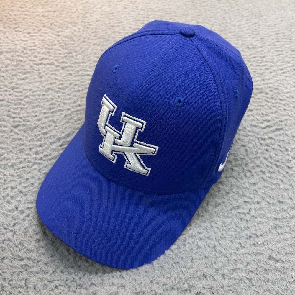 Kentucky Wildcats Nike Fitted Cap for Men - Small/Medium Sizes