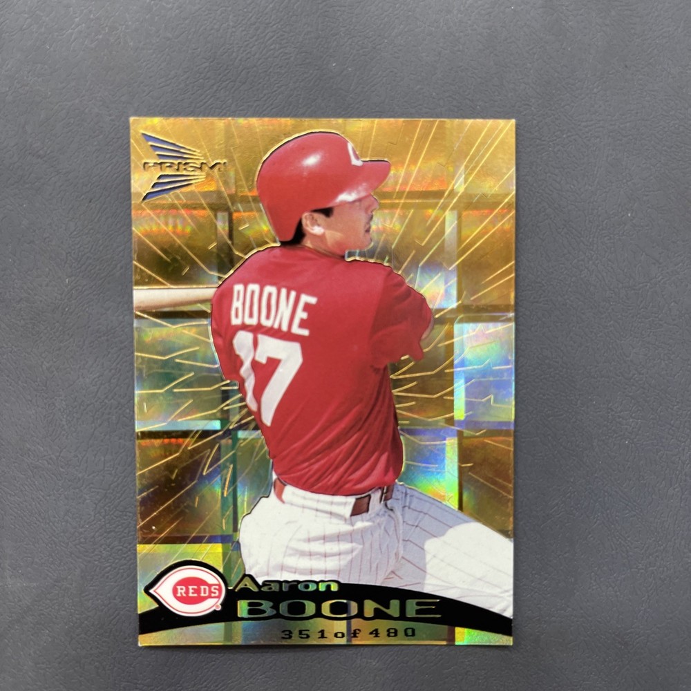 1999 Pacific Prism - Aaron Boone #37 Holographic Gold /480