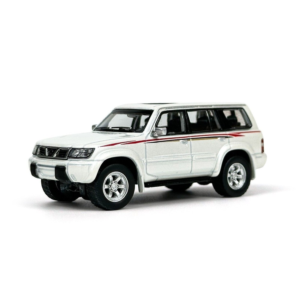 1/64 White Scale Paudi Nissan Patrol 1998 Y61 Diecast Gift Model Car Miniature