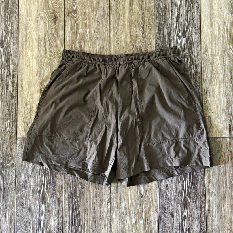 Lululemon Men’s Short (Large, 5inch inseam)