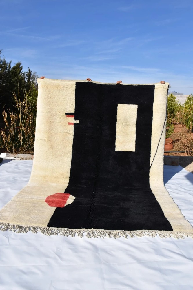 Color Black and Beige Moroccan Beni Ourain Berber Wool Rug Design Carpet Rug
