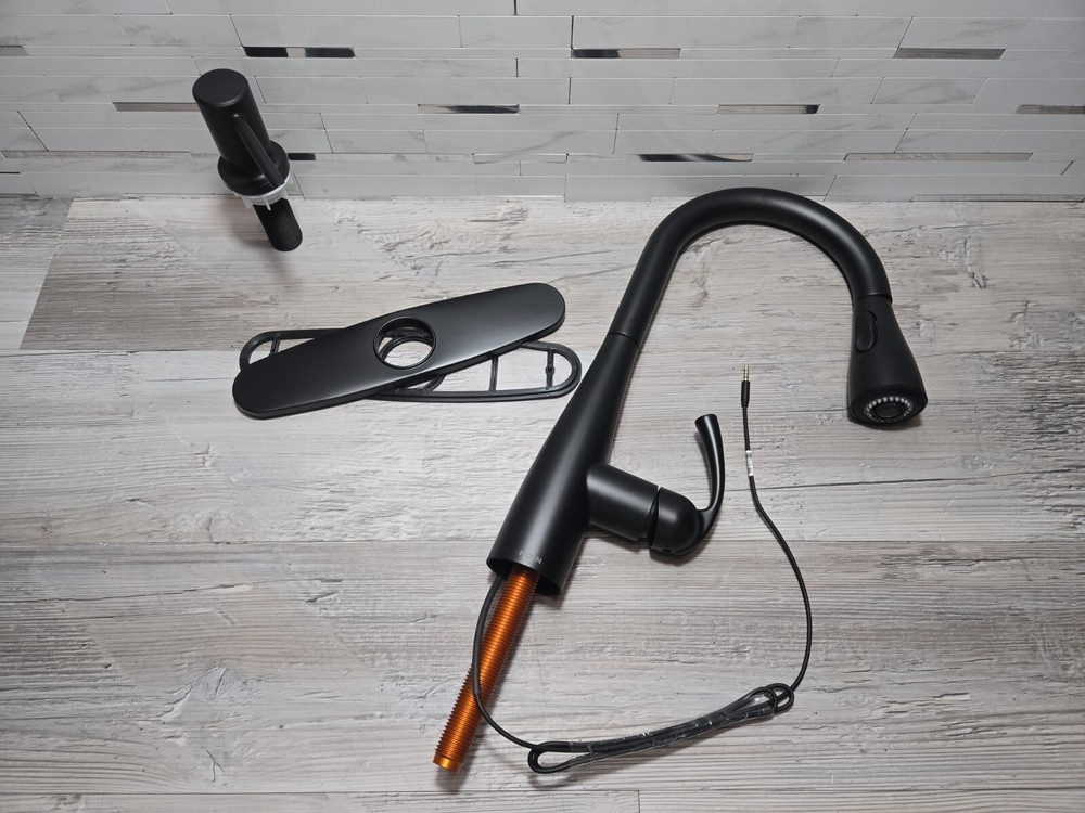 Moen 87014EWBL Essie Touchless Kitchen Faucet Pull Down Spray Matte Black