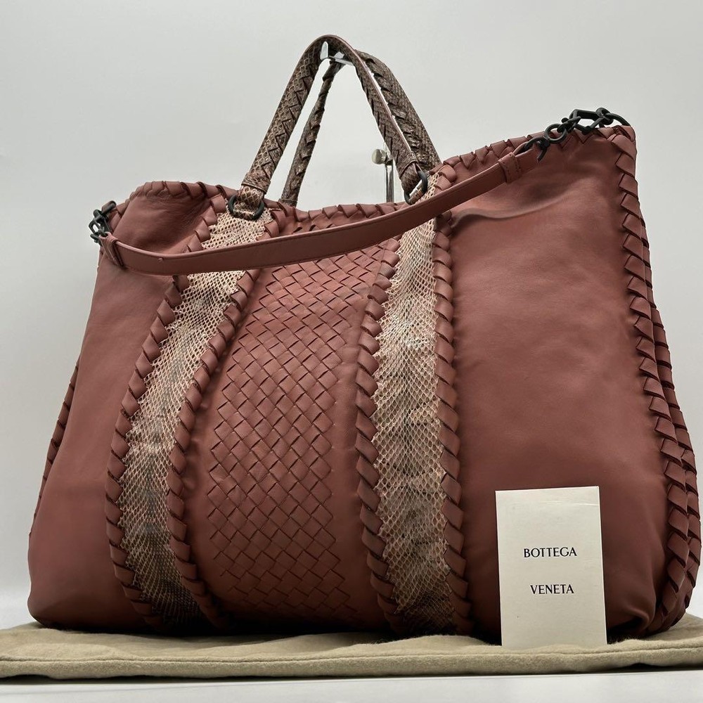 Bottega Veneta Rare Color 2-Way Tote Genuine Leather Highly Sought-After  
