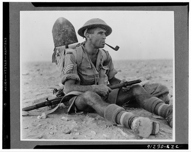 Photo:World War II British Soldier Desert Pipe Rifle 1930s-1940s
