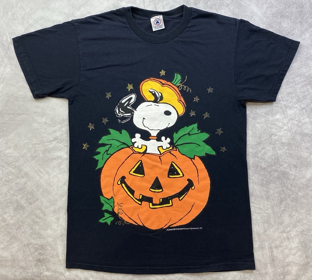 Vintage 90s Snoopy Halloween Pumpkin Graphic Tee Size Medium  
