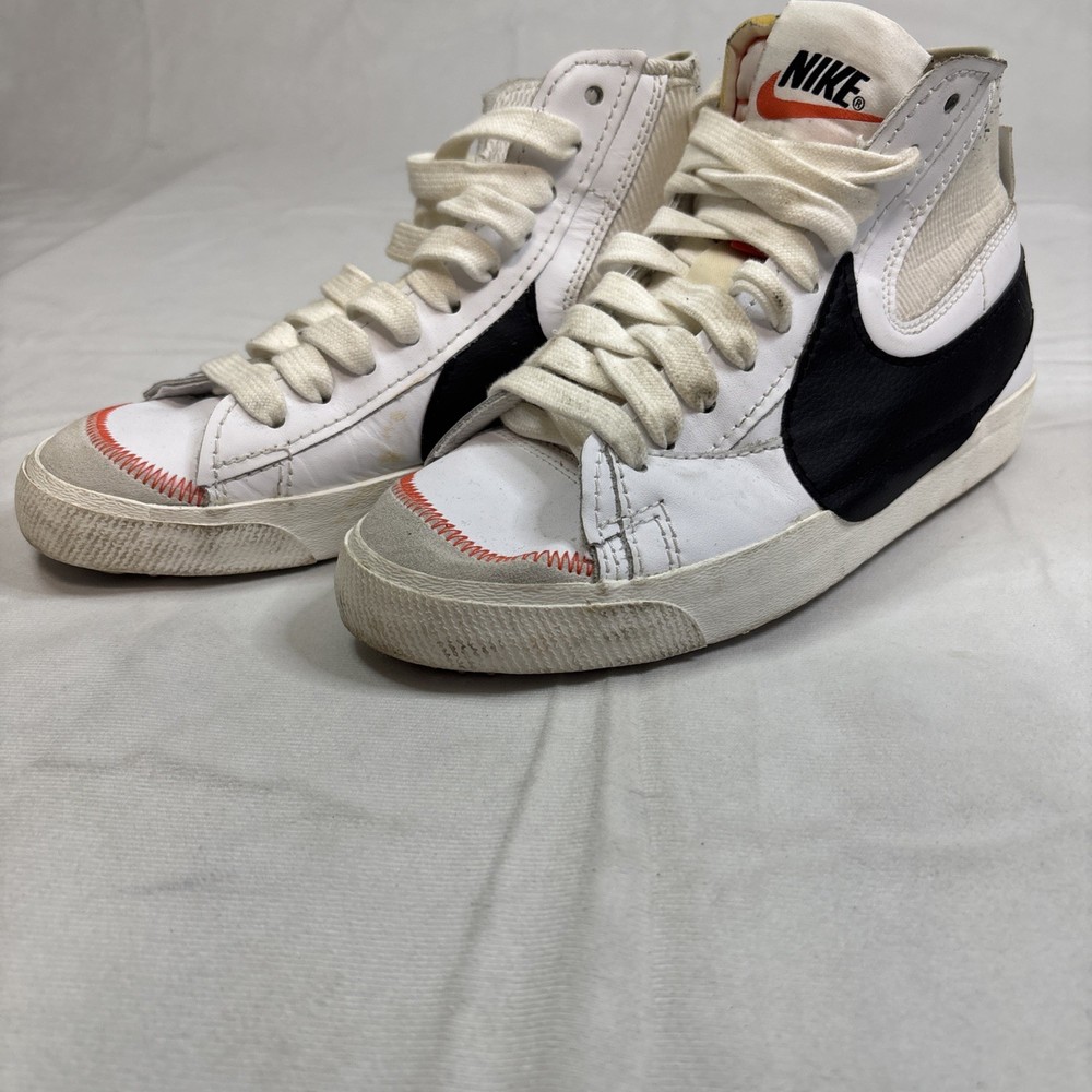 Nike Blazer Mid ‘77 Jumbo Swoosh Shoes size 9 White