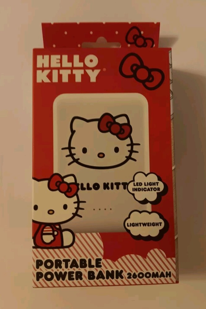 HELLO KITTY PORTABLE POWER BANK w/LED Light Indicator, Lightweight, 2600 MAH