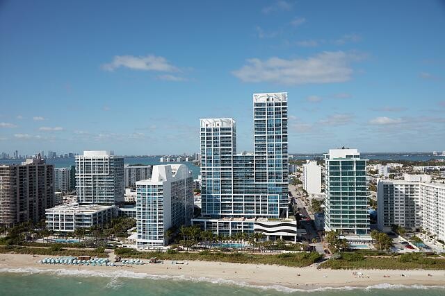 Miami Beach Florida 2020 Aerial View Biscayne Bay Skyline Beachfront Towers