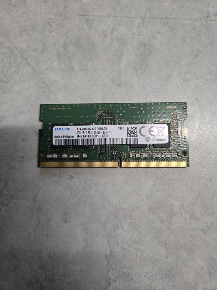 Samsung (1 x 8GB) PC4-21300 (DDR4-2666) Memory (M471A1K43DB1-CTD)