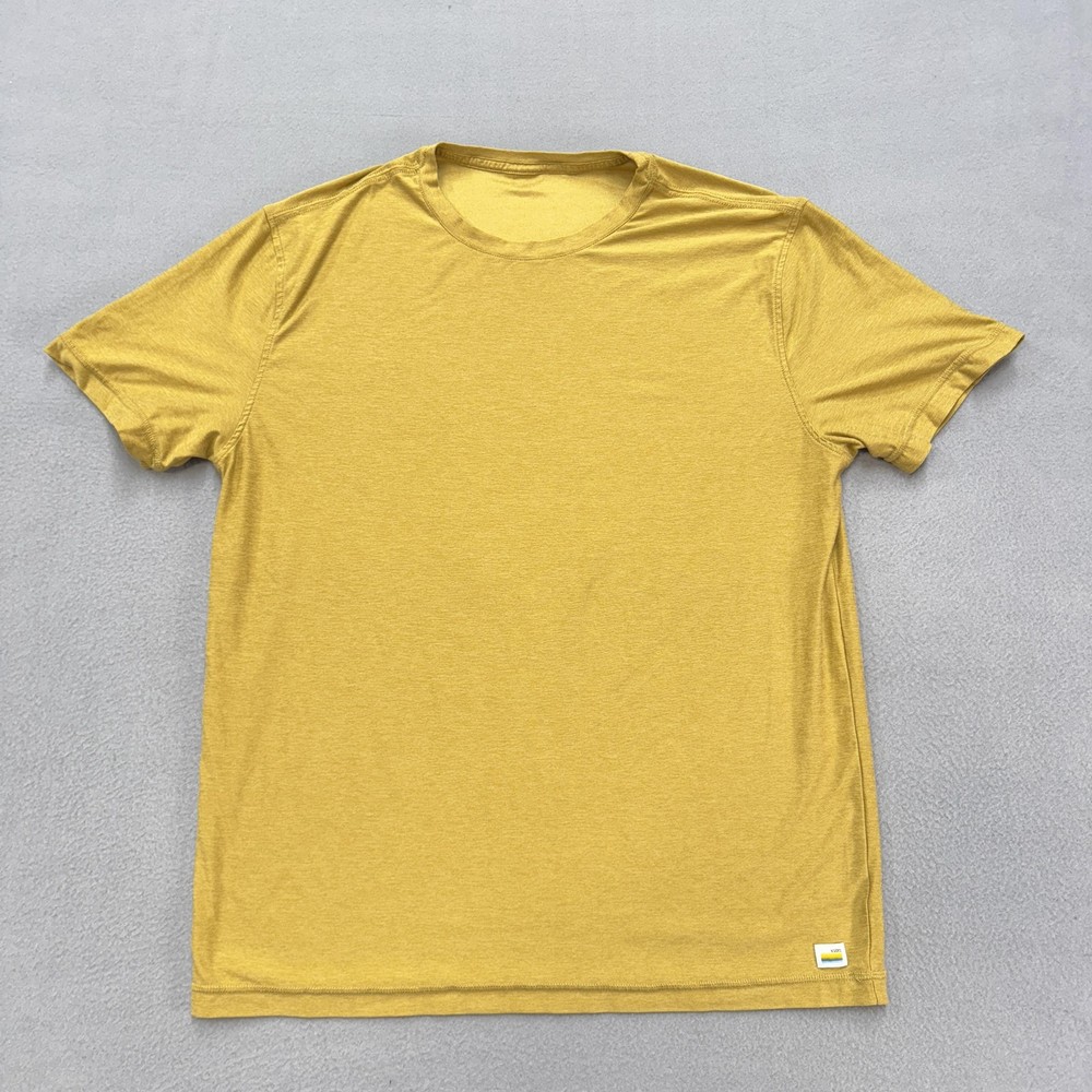Vuori Shirt Mens Medium Gold yellow Strato Tech Tee performance Gym stretch