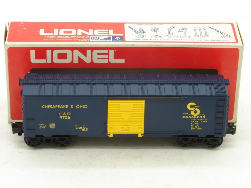 Lionel O Gauge MPC Era 6-9706 Chesapeake & Ohio Box Car with Box VG / EX