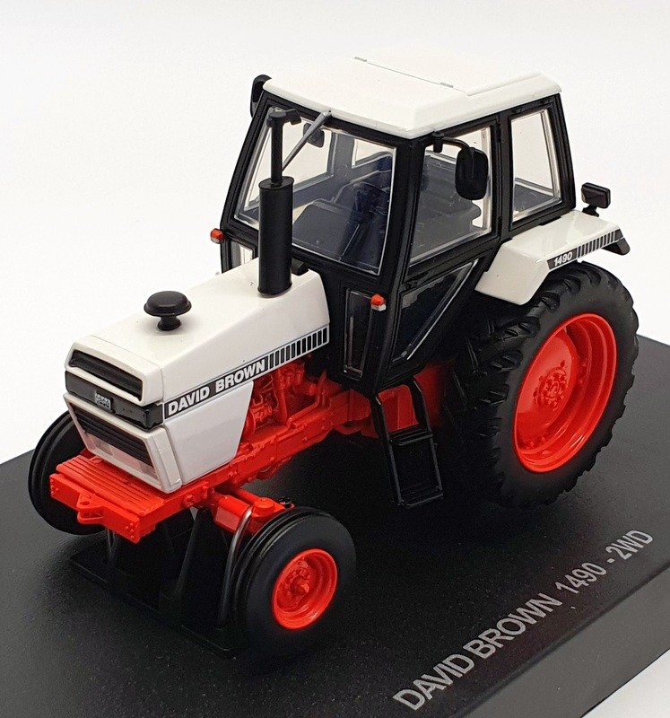 Universal Hobbies 1/32 UH4270 David Brown 1490 2WD - White