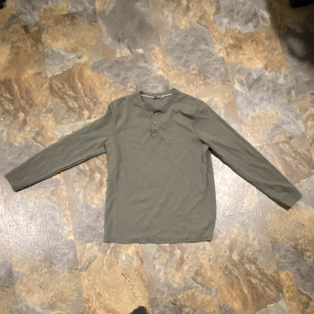 Men's Green Solid Knit Long Sleeve Henley Neck T-Shirt, Size XL Regular