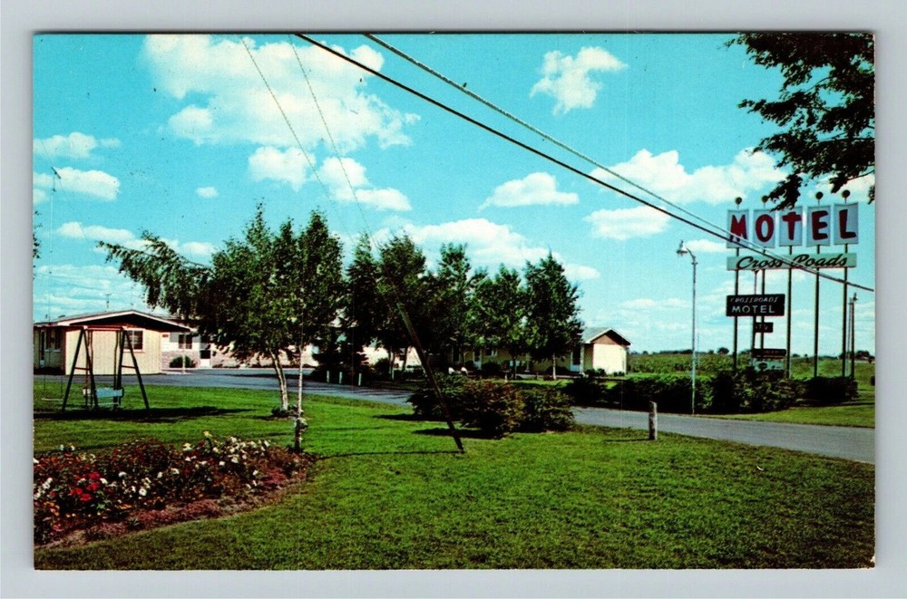 Clare MI-Michigan, Crossroads Motel, Vintage Postcard