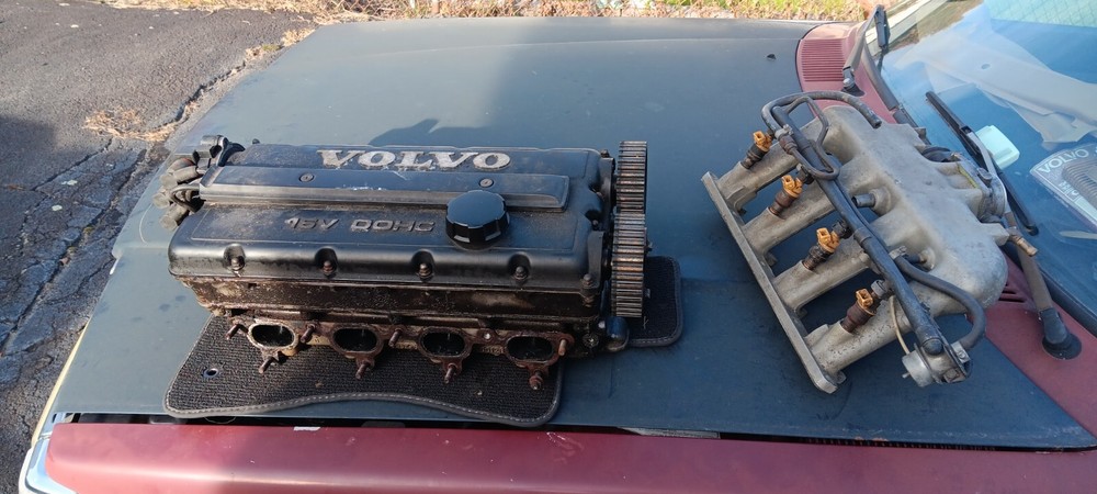 Volvo 740 940 B234F 16V Cylinder Head with Intake Manifold