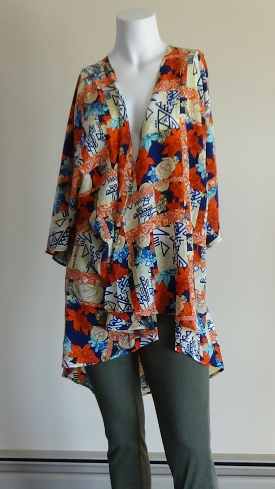 NWT LuLaRoe Lindsay Kimono Jacket Blouse Womens Size Small