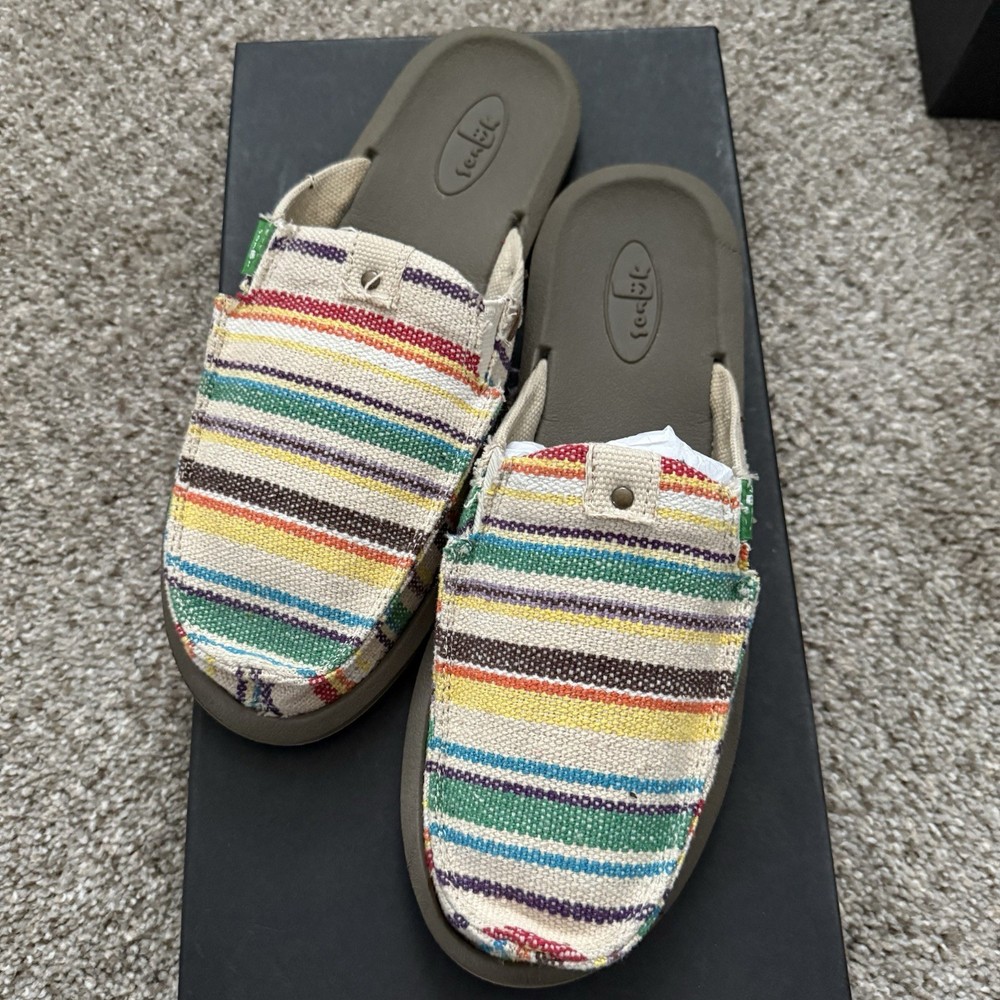 Sanuk Shoes Sandals You Got My Back Blanket Rainbow Stripe size 9 Slip On Canvas
