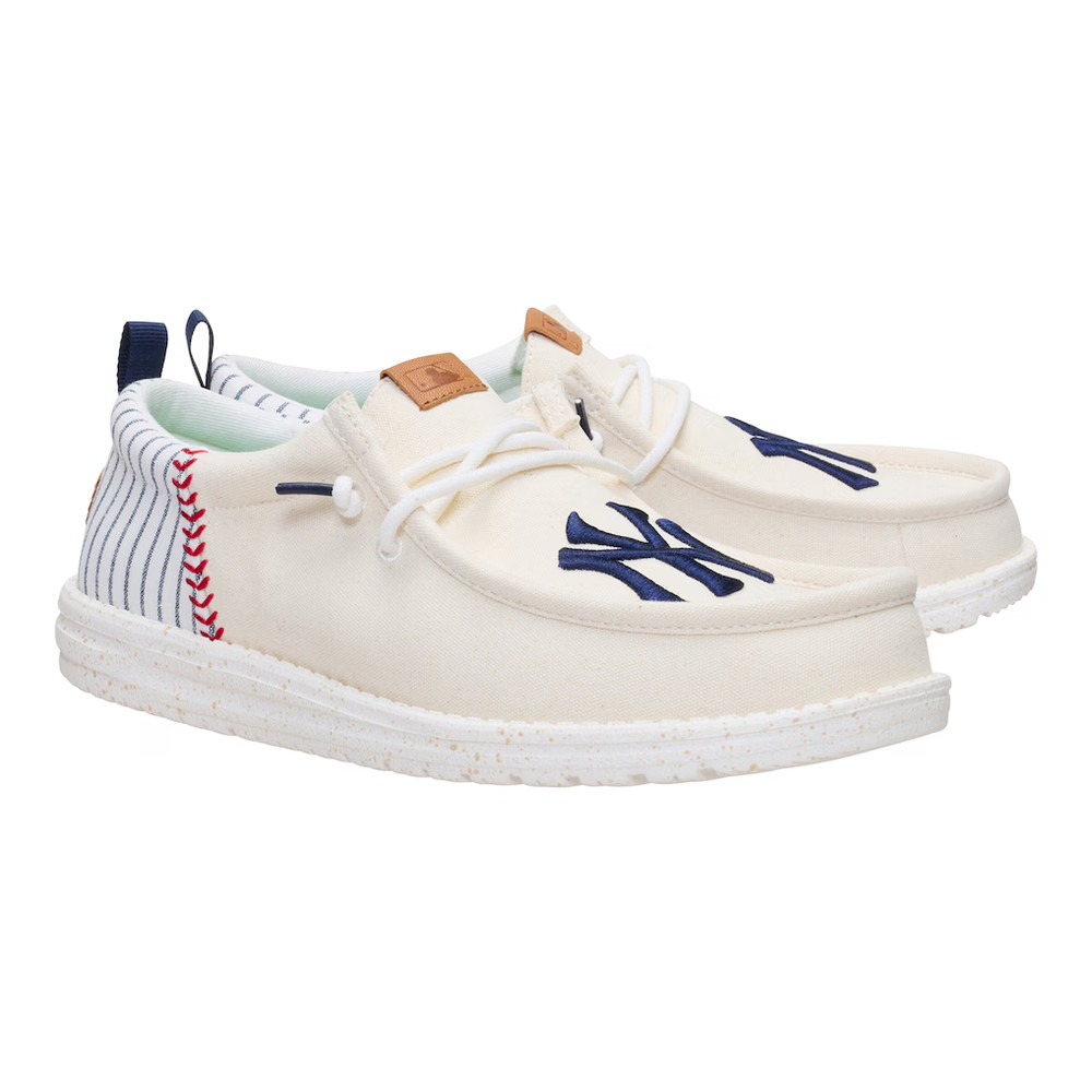 [BIG SALE] New York Yankees Hey Dude Wally Casual Slip On Shoes - White