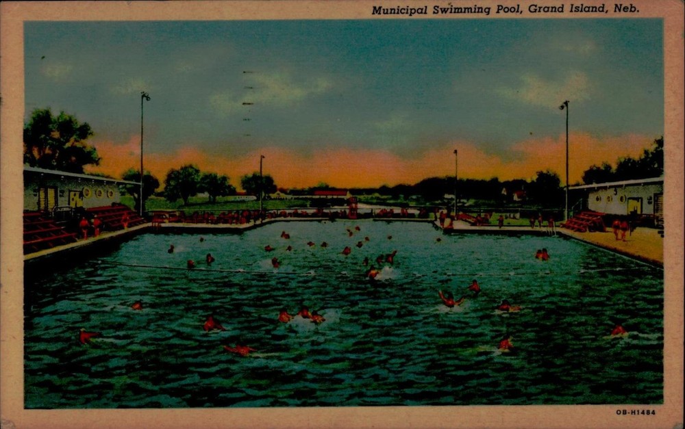 Vintage Linen Postcard Municipal Swimming Pool Grand Island NE 1940s