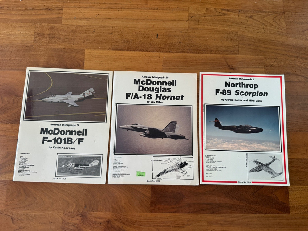 Vintage Aerofax Aviation Book Lot (3) F-18 Hornet F-101 Voodoo F-89 Scorpion