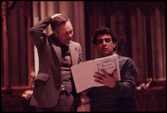Photo:Placido Domingo, opera singer, rehearsing