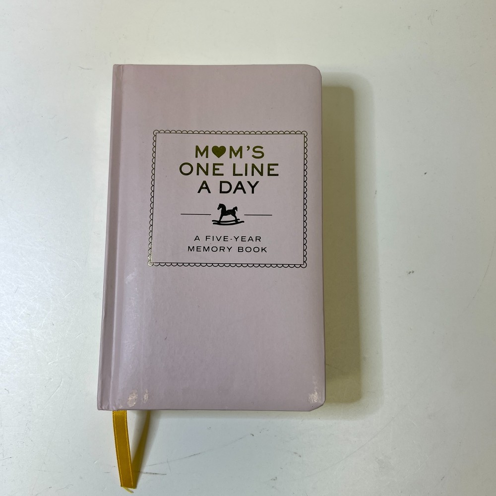 Mom's One Line a Day: A Five-Year Memory Book - Diary