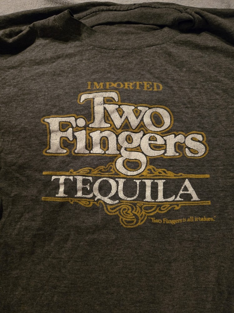 VTG 70s/80s IMPORTED TWO FINGER TEQUILA Promo T Shirt SOFT & THIN 50/50 SIZE L