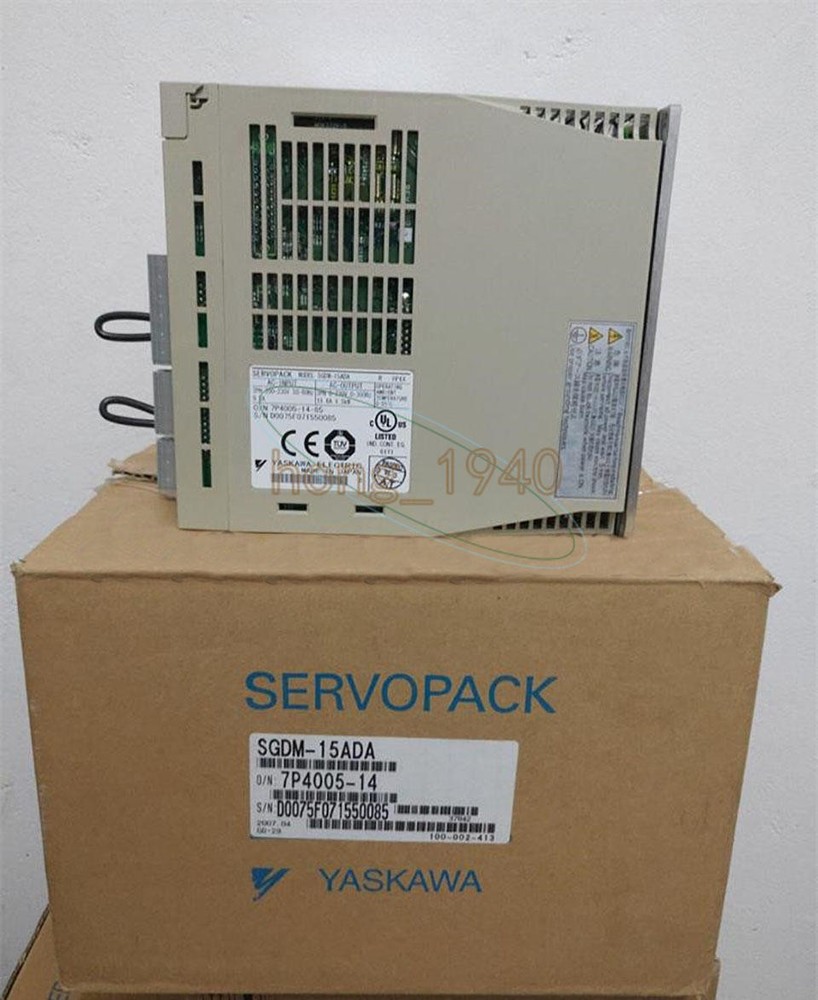 1PCS Yaskawa Servo Drive SGDM-15ADA NEW