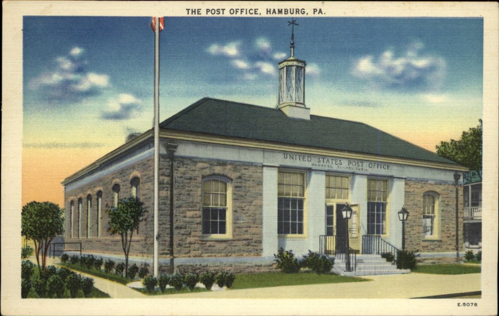 US Post Office Hamburg Pennsylvania ~ 1930s linen postcard