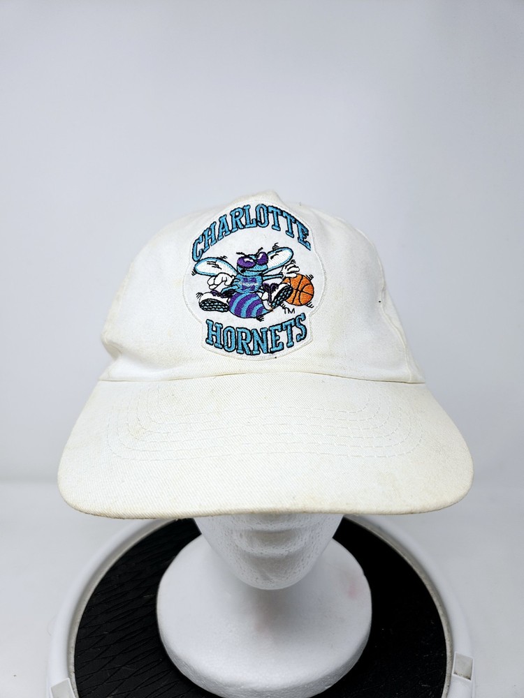VINTAGE Charlotte Hornets White 90s Trucker Snapback Hat NBA*READ* FAST SHIPPING
