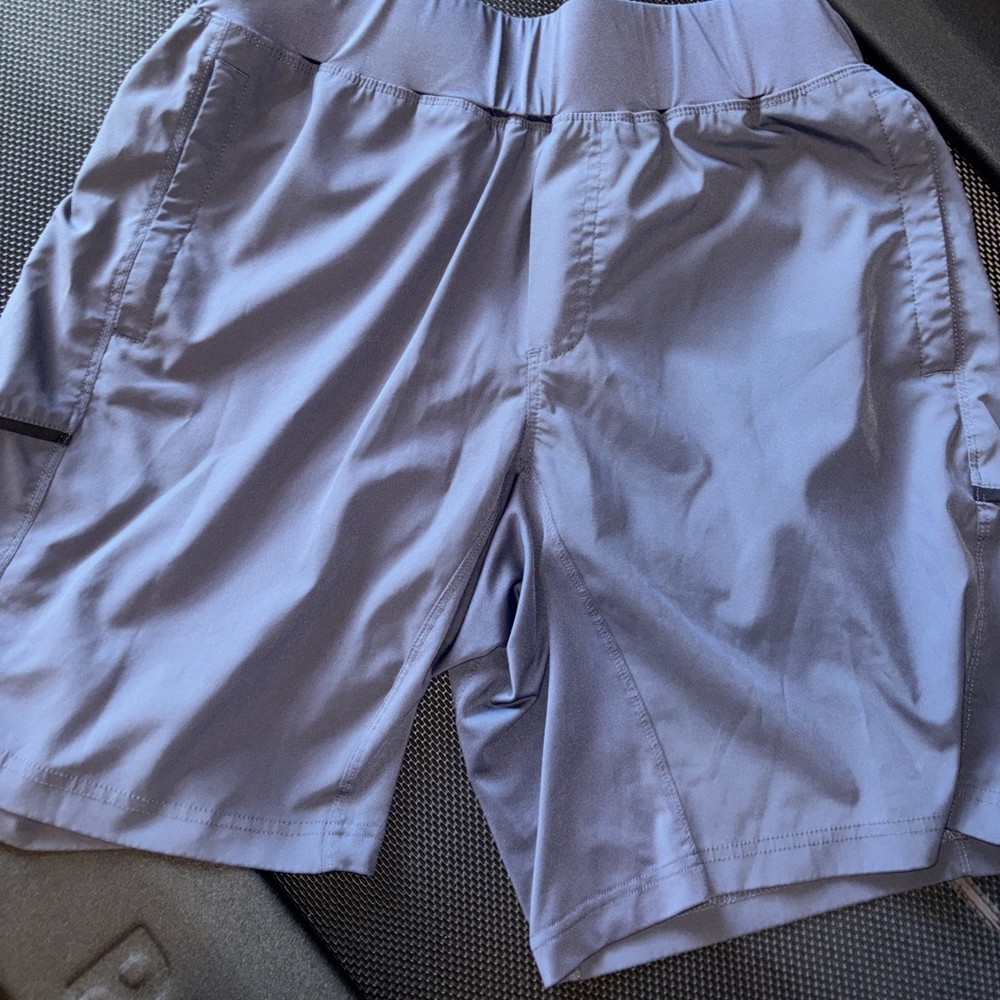 Peloton Men’s 9” Medium Shorts Lined