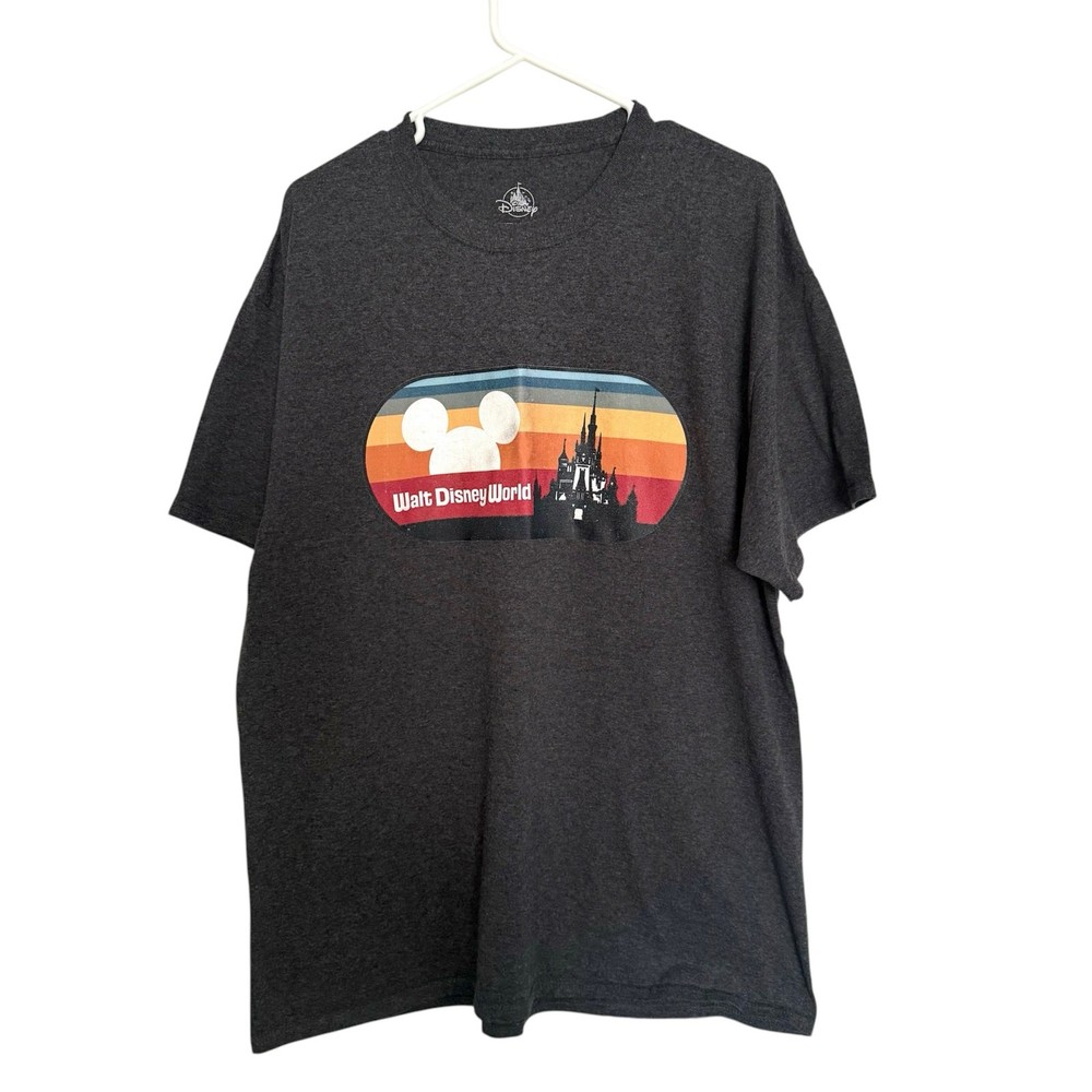 Disney Shirt Men's Size XL Gray Walt Disney World Short Sleeve Crewneck