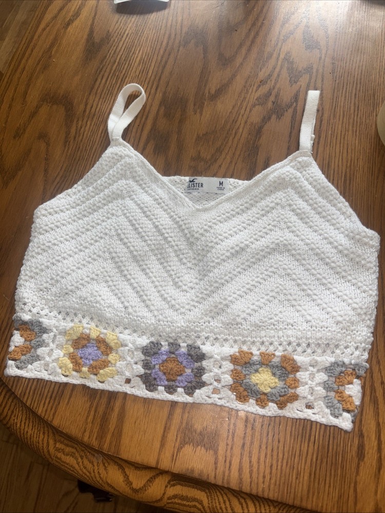 Hollister Boho Crochet Cropped Tank Top White Geometric Adjustable Straps Size M