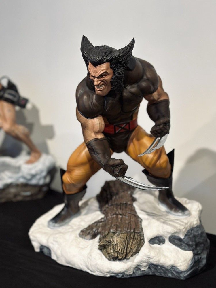 Custom MadX Brown Wolverine 1/4 Scale Statue