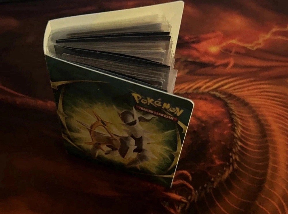 Yu Gi Oh Dragon Binder with 30 Near Mint Cards