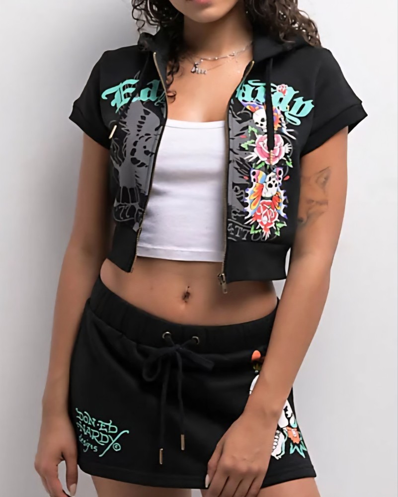 NWT Ed Hardy Skull Black Short Sleeve Cropped Zip Hoodie Junior's Size L Large