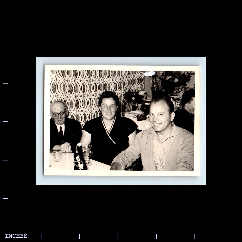 Old Vintage Photo MEN WOMAN SITTING AT DINING TABLE