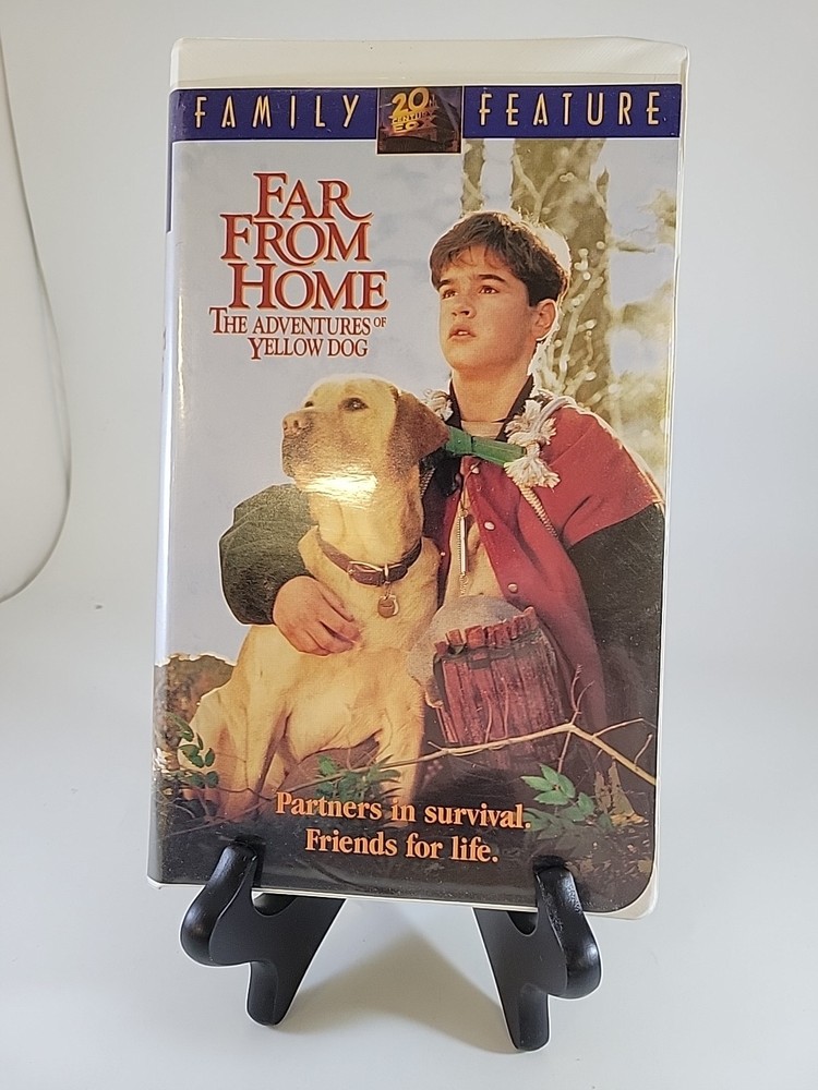 Far From Home The Adventures of Yellow Dog VHS Clamshell