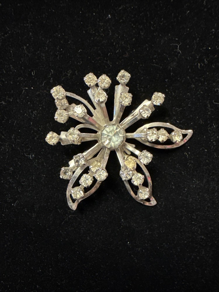 Vintage Rhinestone Silver Tone Snowflake Starburst Brooch Pin