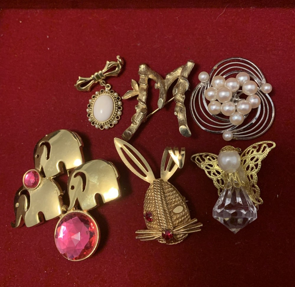Vintage Lot Of 6 Brooches And Pins